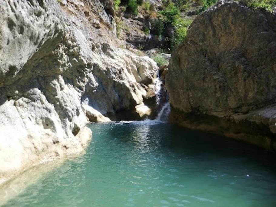 Willa Gite Le Chaudron 1 A 7Pers Avec Piscine Montclar-sur-Gervanne Zewnętrze zdjęcie